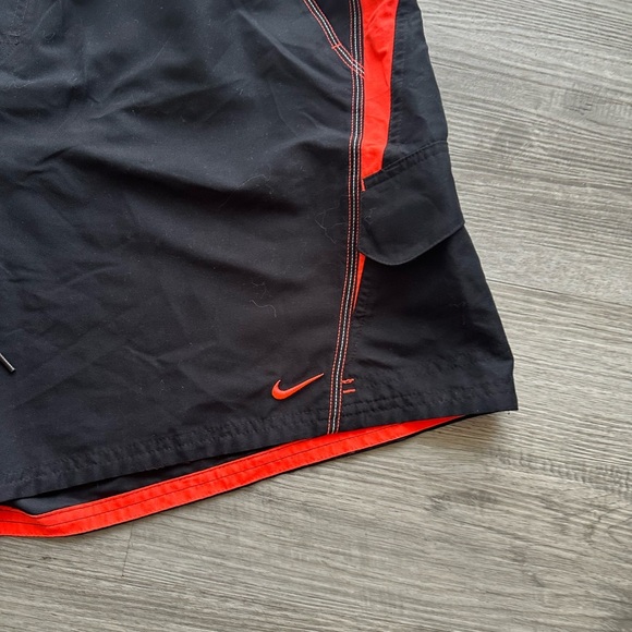 Nike shorts Sz XXL vacation resort pool workout 🏝️ 🏖️ - Picture 3 of 4